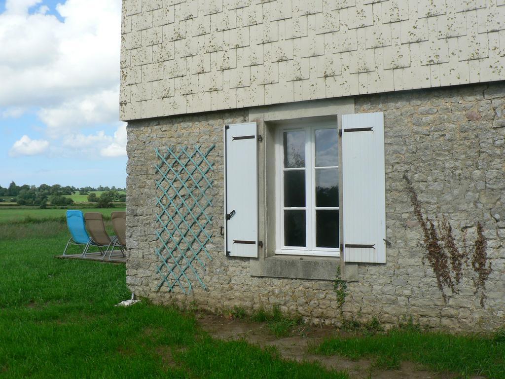 Gite De L'Aure Trevieres Eksteriør billede